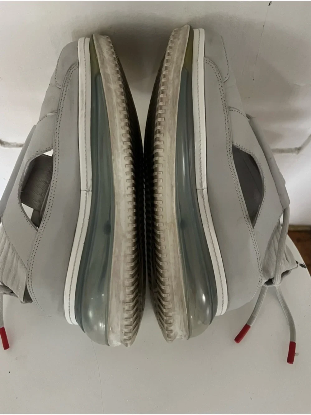 Nike Wmns Air Max FF 720 SIZE 7.